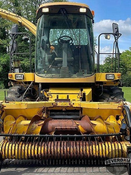 Landbouwmachine New Holland FX 375