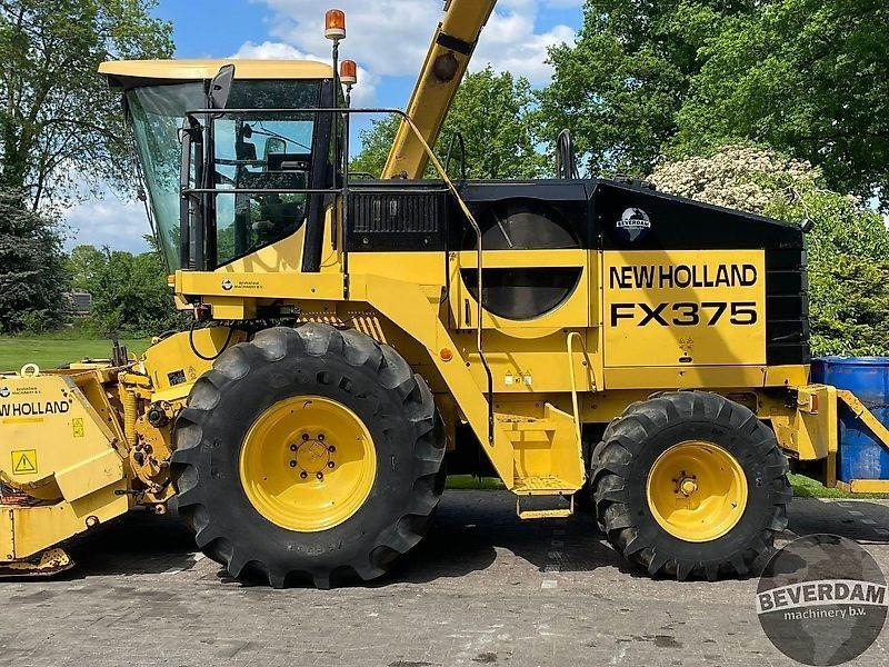 Landbouwmachine New Holland FX 375
