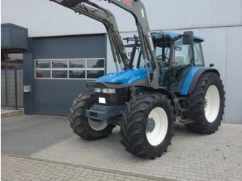 Tractor New Holland TM 135: afbeelding 1