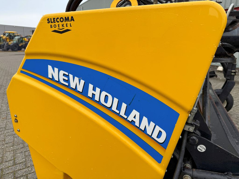 Oogstmachine New Holland 300FPE Gras Pickup