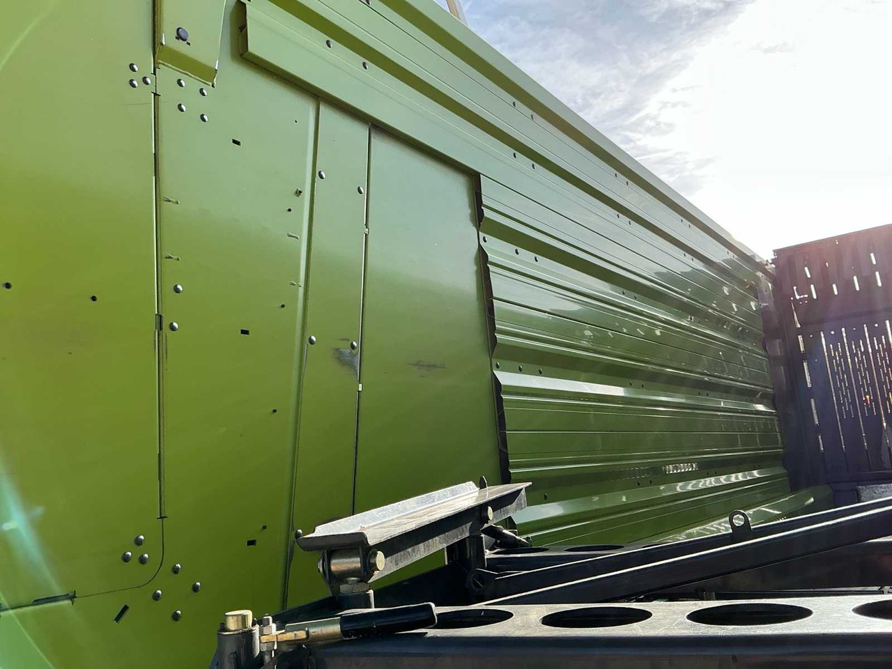 Opraapwagen Claas Cargos 9500