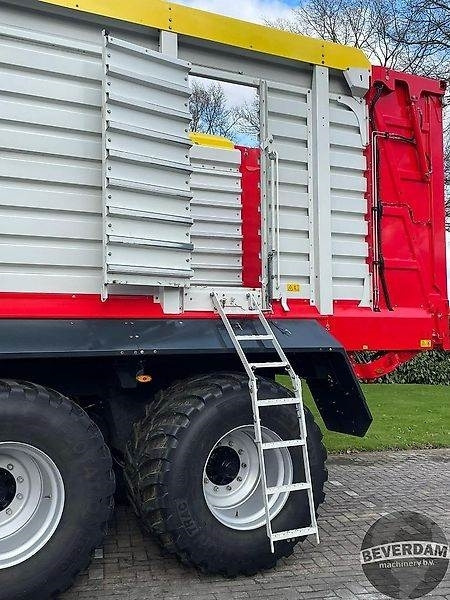 Opraapwagen Pöttinger Jumbo 7470
