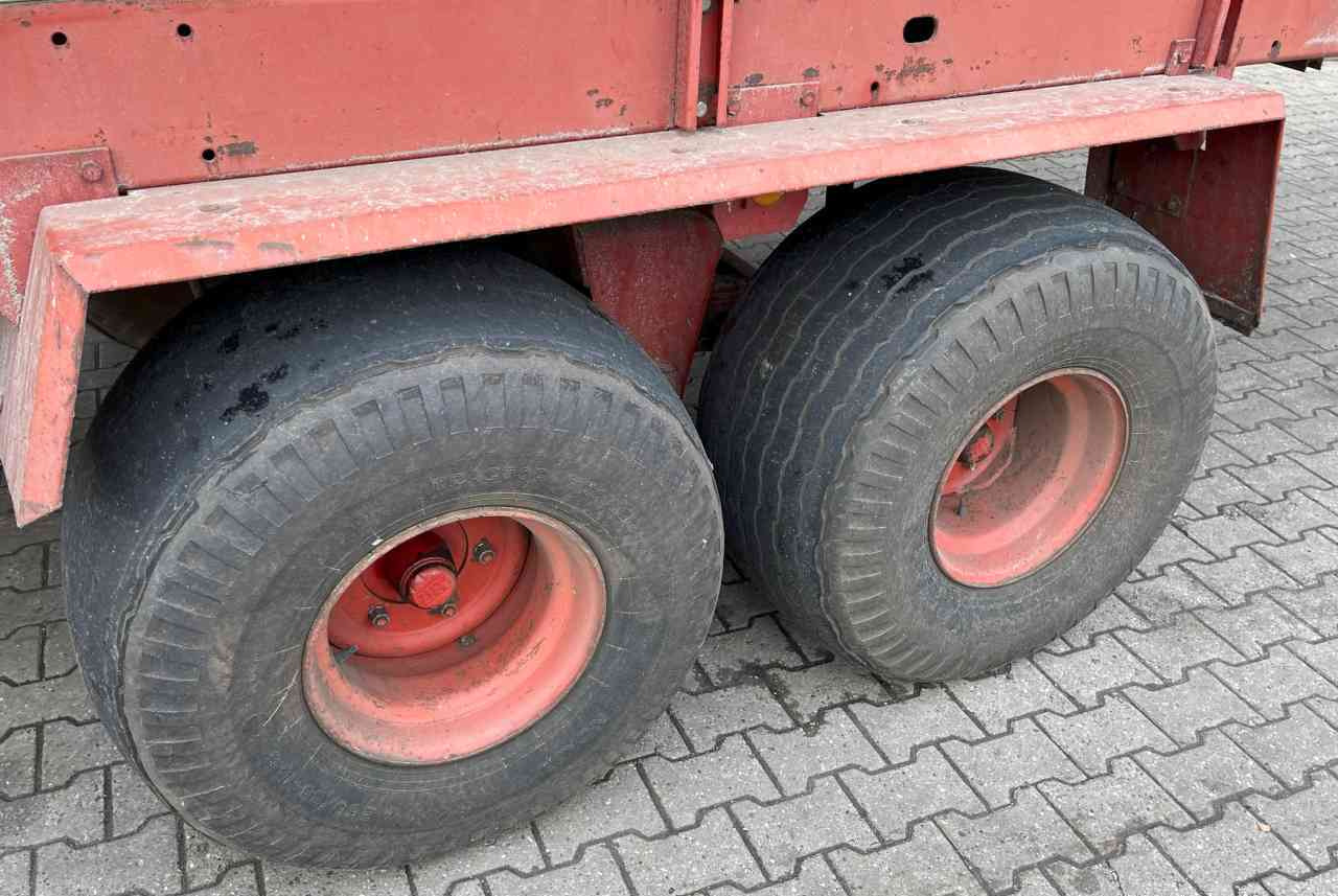 Opraapwagen Strautmann Super Vitesse Opraapwagen, ladewagen, weidebouwmachines
