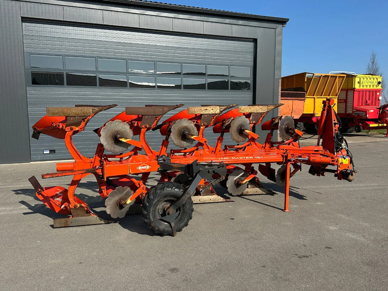 Ploeg Kuhn Vari Master 151