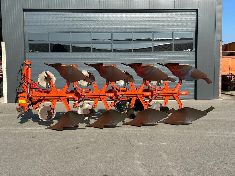 Ploeg Kuhn Vari Master 151
