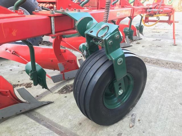 Ploeg Vogel & Noot 6 schaar wentelploeg