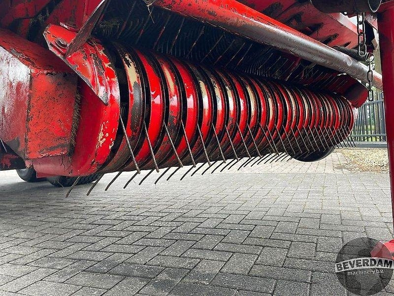 Landbouwmachine Pöttinger profi