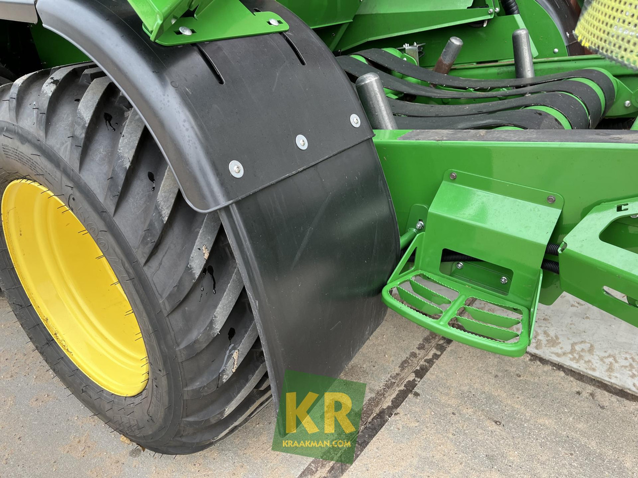 Ronde balenpers C441R John Deere