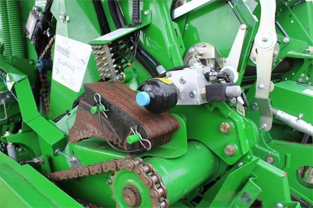 Ronde balenpers John Deere 990