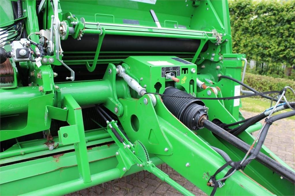 Ronde balenpers John Deere 990