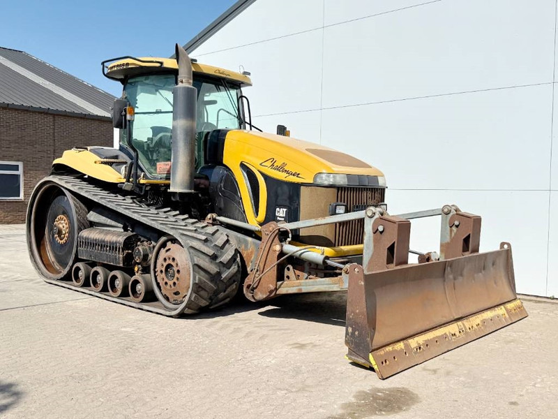 Rupstrekker Cat Challenger MT865B - German Machine / Front Blade