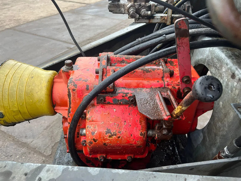 Landbouwmachine Schuitemaker Robusta 7800 7.8 m3 Bemester tank Giertank