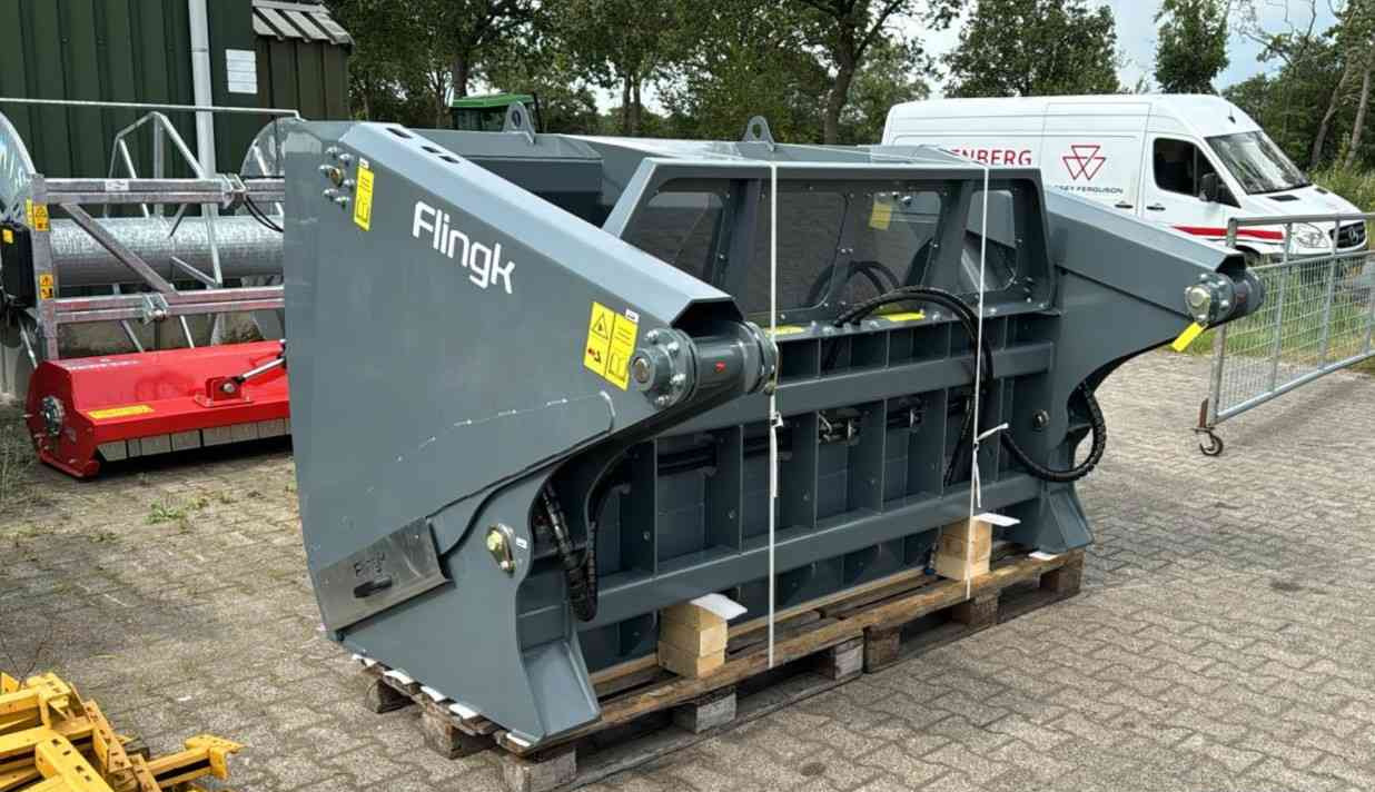 Silo materieel Flingk KHXL 1724 Kuilhapper Demo voermachines
