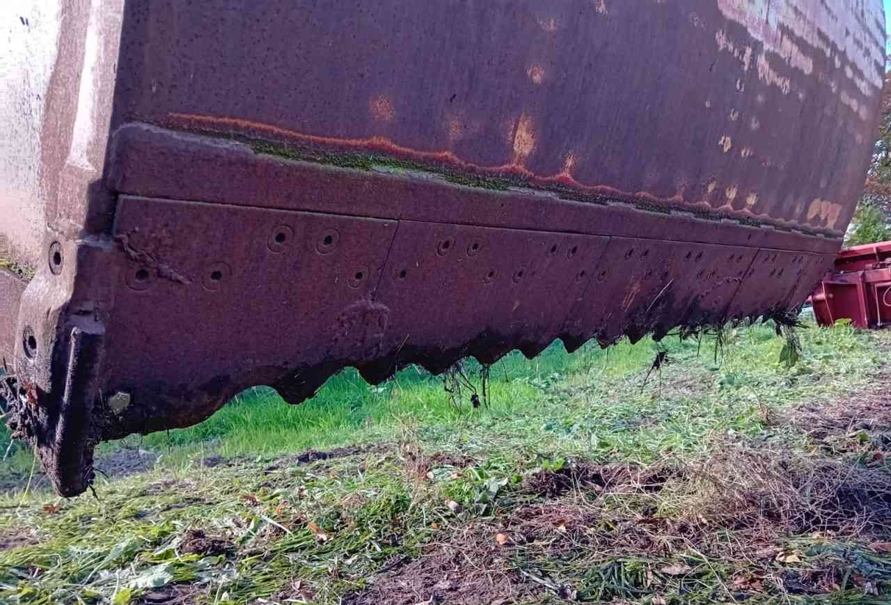 Silo materieel Redrock Alligator 200 Large kuilhapper, voermachines