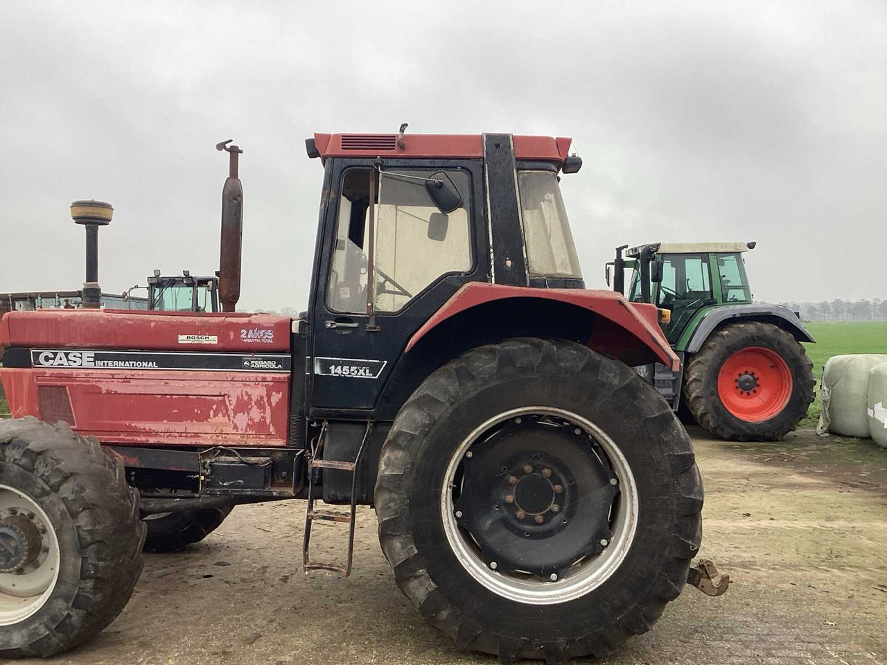 Tractor 1987 IHI 1455 XL ALL-WHEEL DRIVE FARM TRACTOR