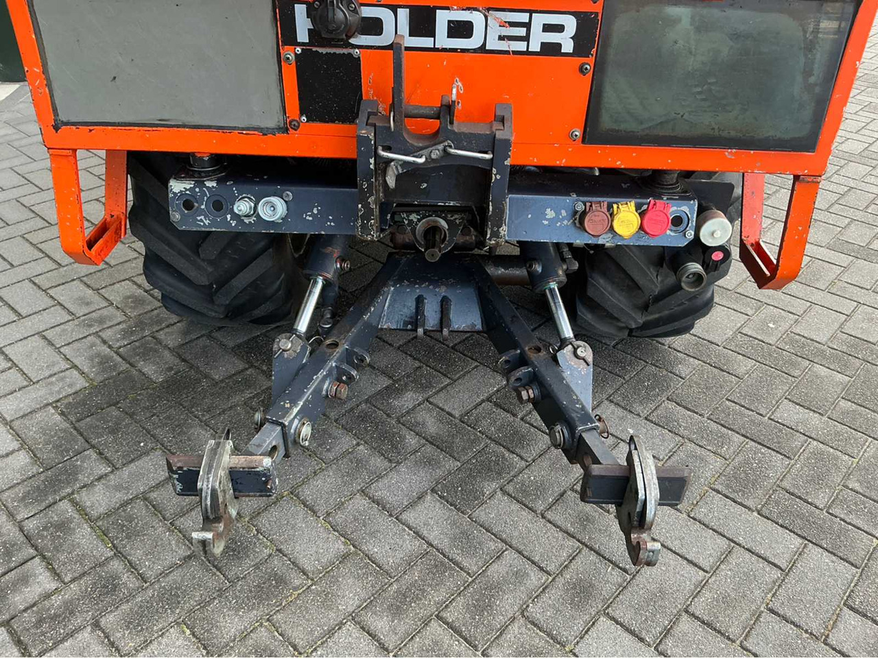Tractor 2001 HOLDER C9800H TOOL CARRIER