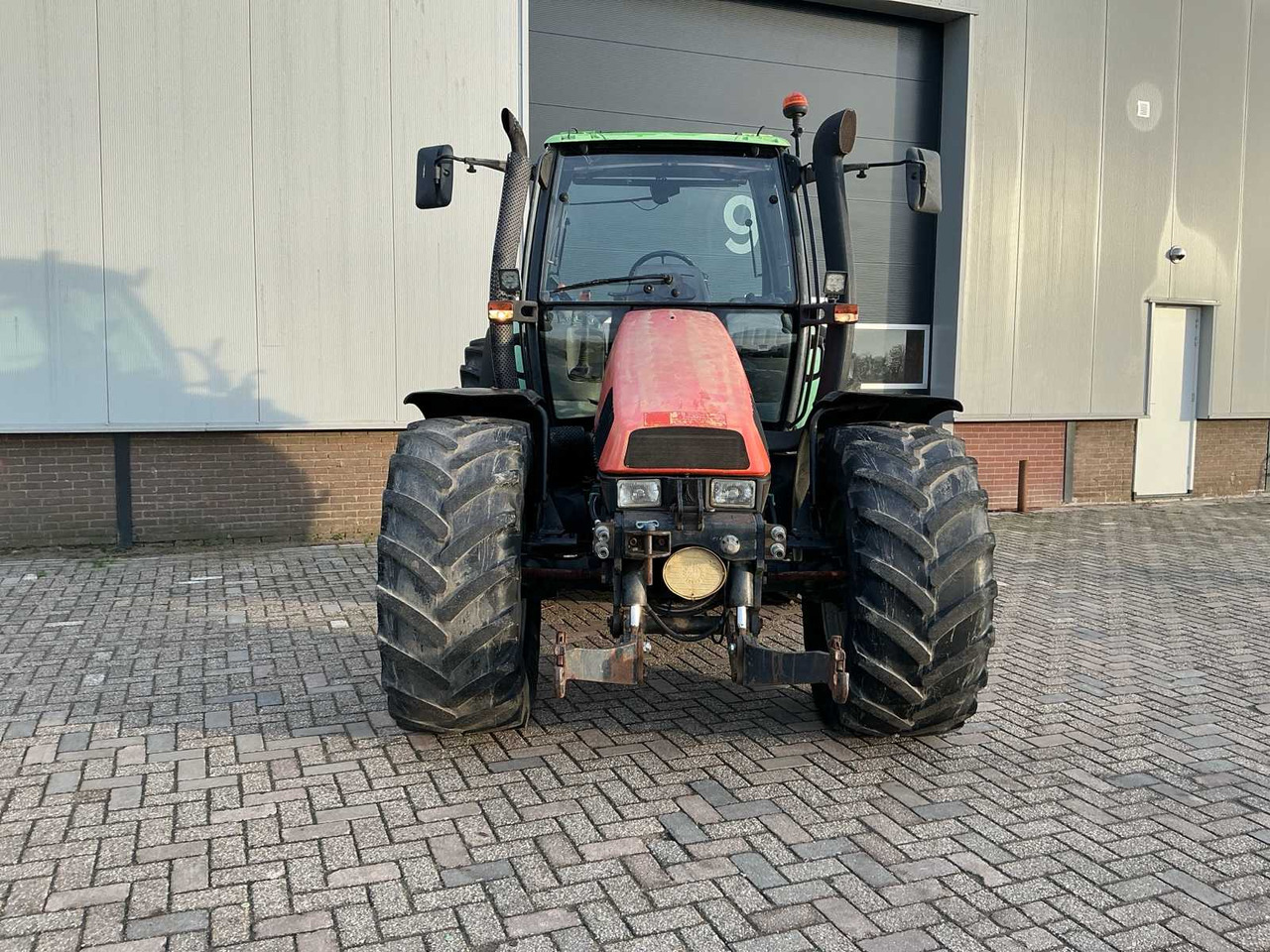 Tractor 2002 DEUTZ-FAHR AGROTRON 85 FOUR WHEEL DRIVE FARM TRACTOR