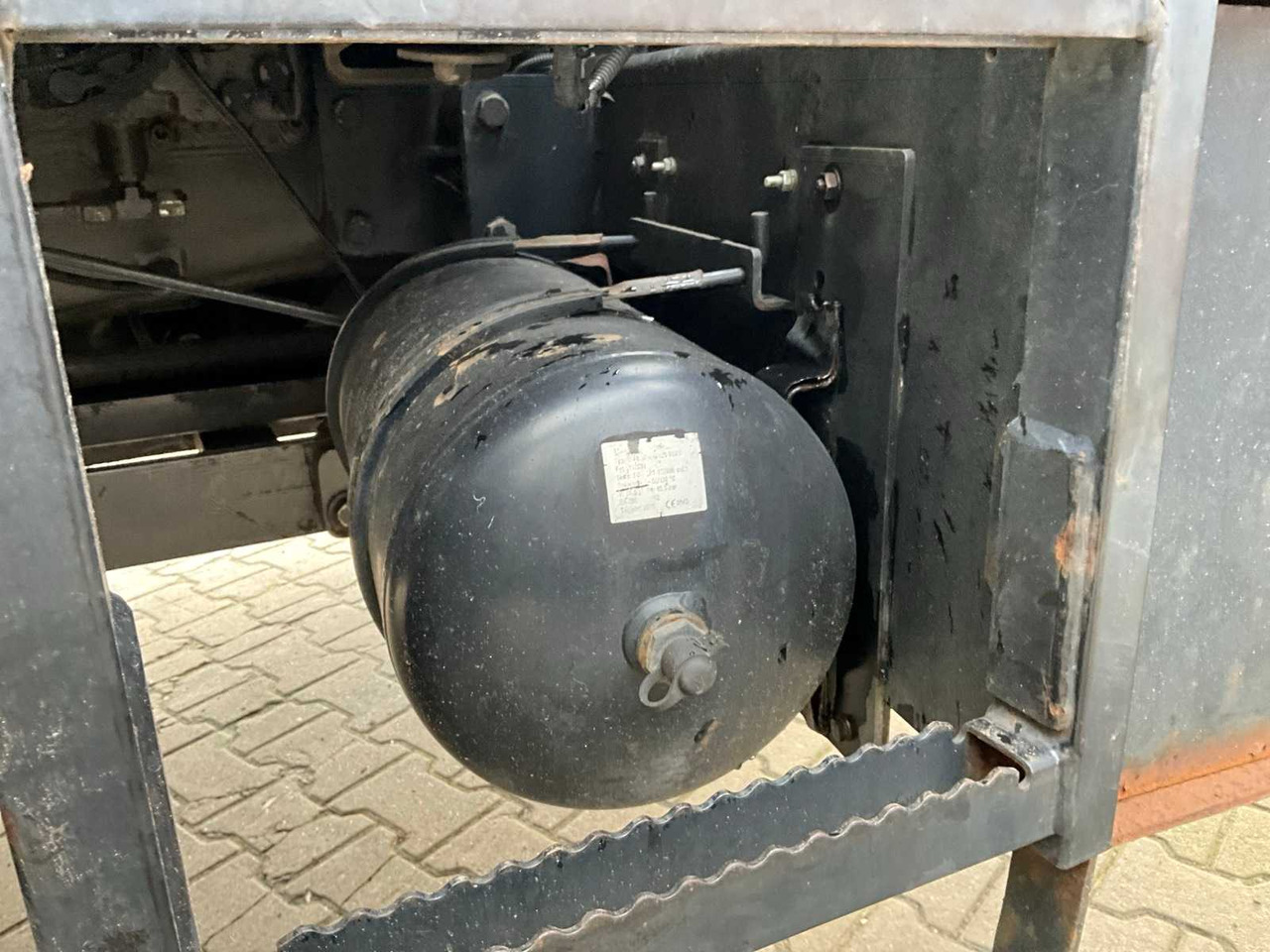 Tractor 2009 CLAAS ARION 640 A19 FOUR-WHEEL DRIVE FARM TRACTOR