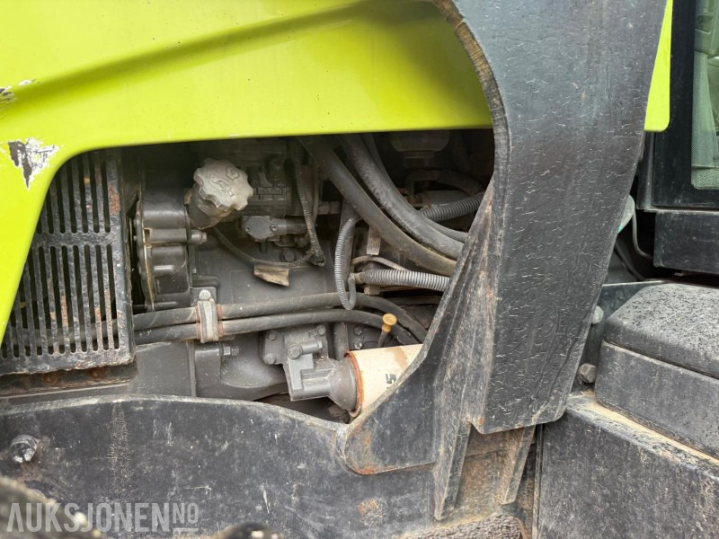 Tractor 2009 Claas AXOS 340 M/FRONTLASTER LITE TIMER.