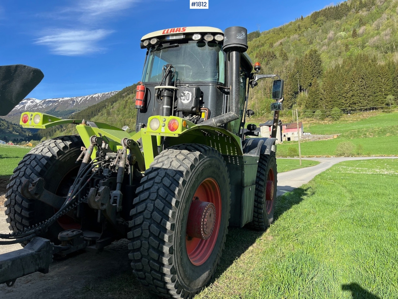 Tractor 2009 Claas Xerion 3800