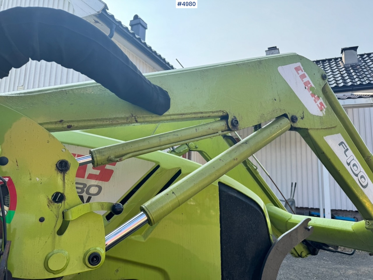 Tractor 2012 Claas Arion 430 with Front Loader – 5000 Hours!