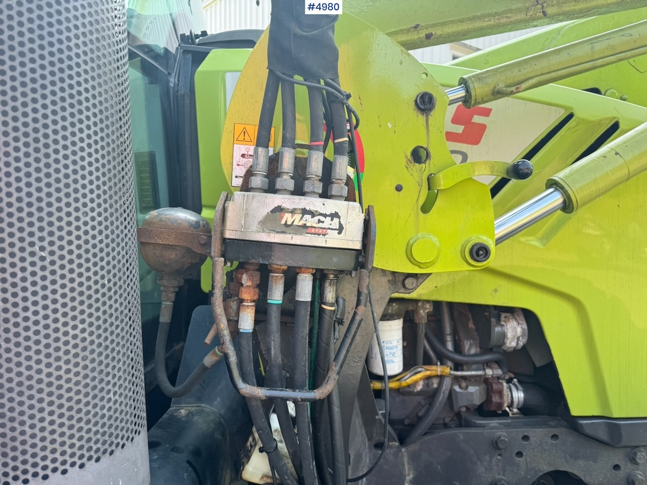 Tractor 2012 Claas Arion 430 with Front Loader – 5000 Hours!