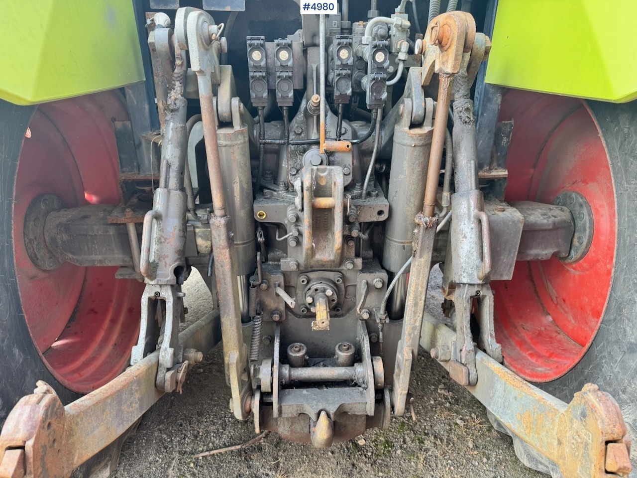 Tractor 2012 Claas Arion 430 with Front Loader – 5000 Hours!