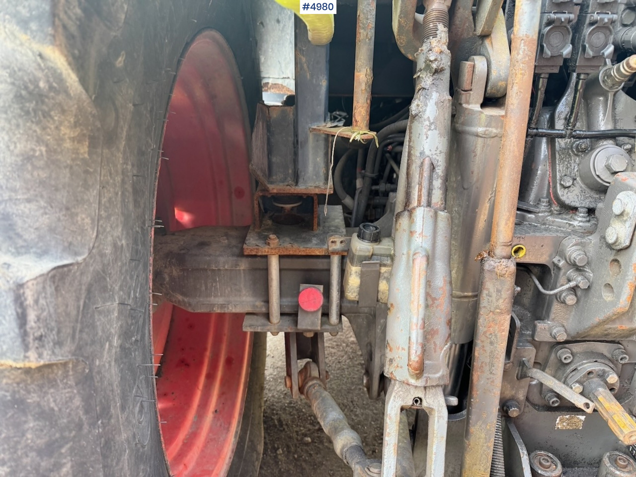 Tractor 2012 Claas Arion 430 with Front Loader – 5000 Hours!