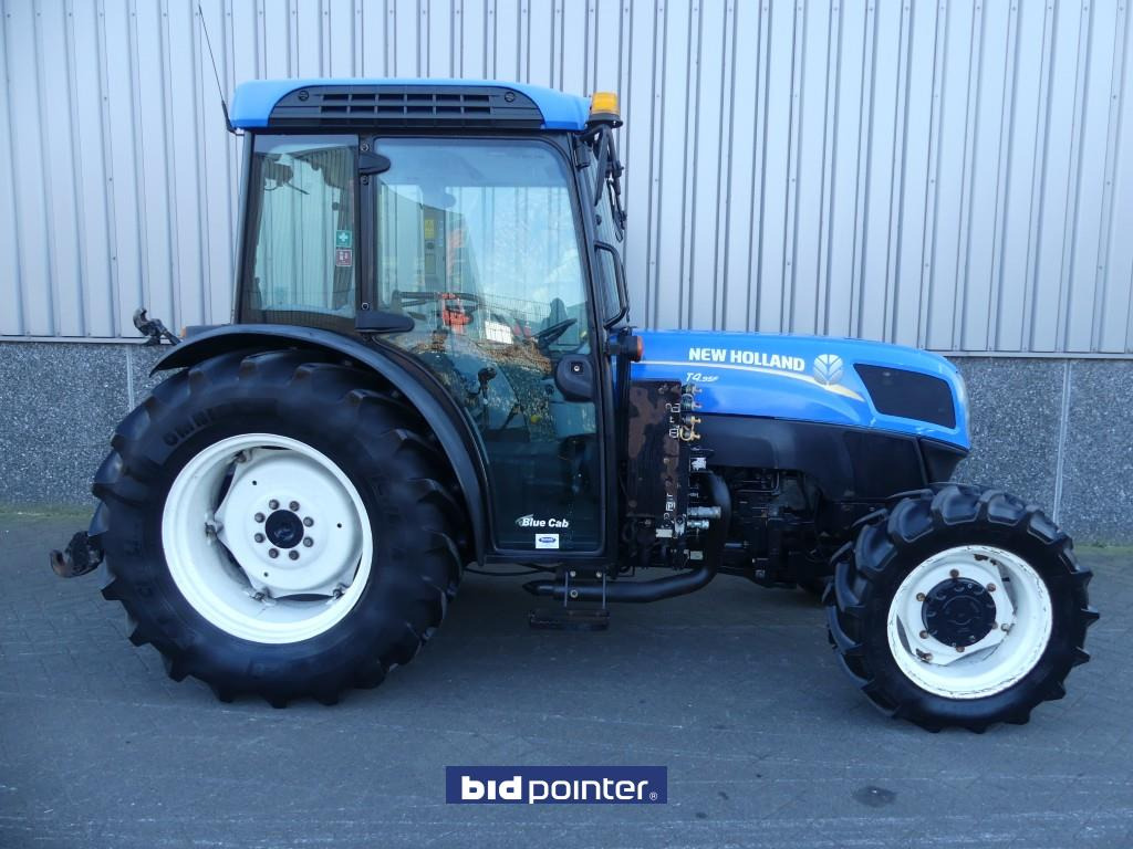 Tractor 2012 New Holland T4.95F