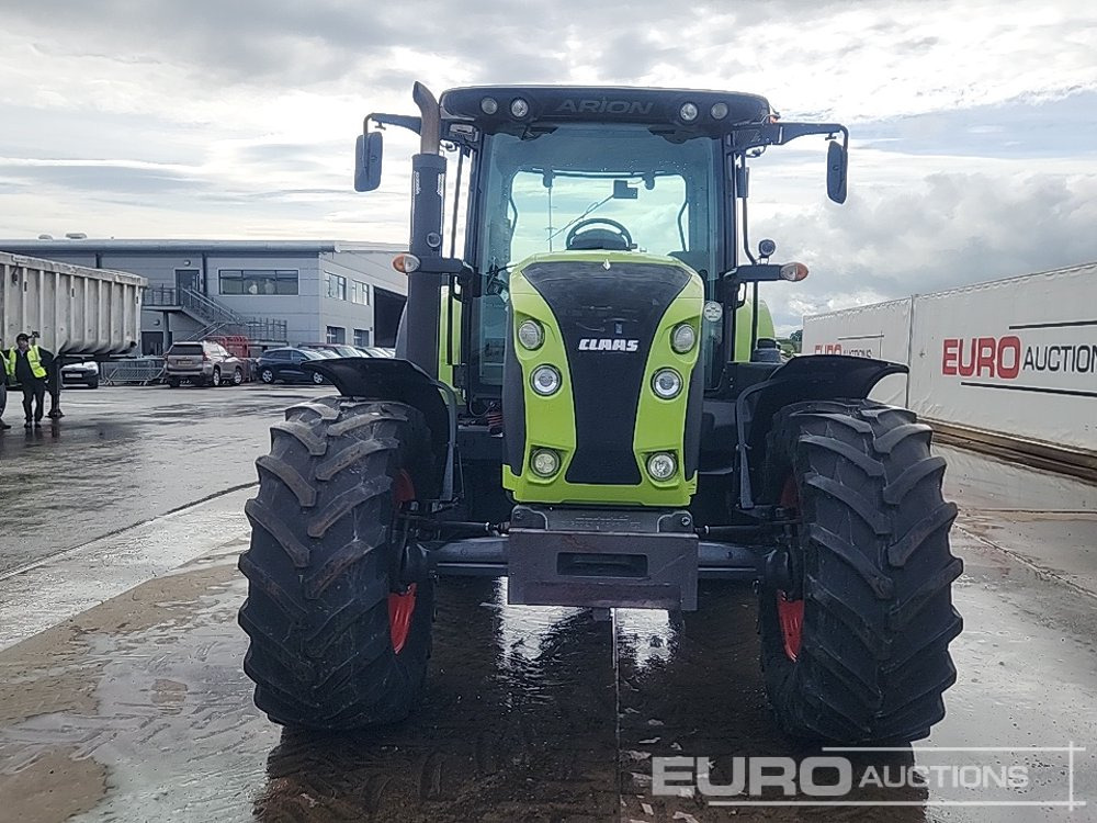 Tractor 2015 Claas Arion 620