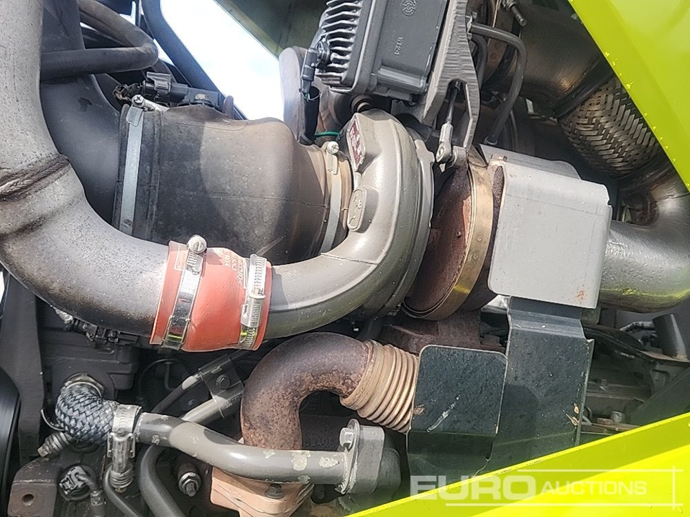 Tractor 2015 Claas Arion 620