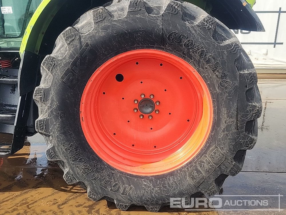 Tractor 2015 Claas Arion 620