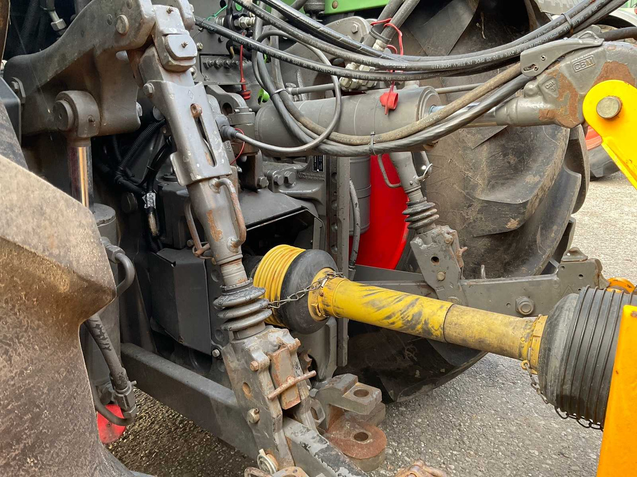 Tractor 2015 FENDT 716 ALL-WHEEL DRIVE FARM TRACTOR