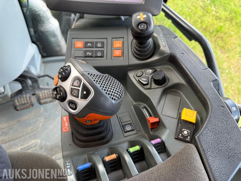 Tractor 2016 Claas Arion 650 med frontlaster, lysrigg, 2-seter, 50 Km/t, stor service