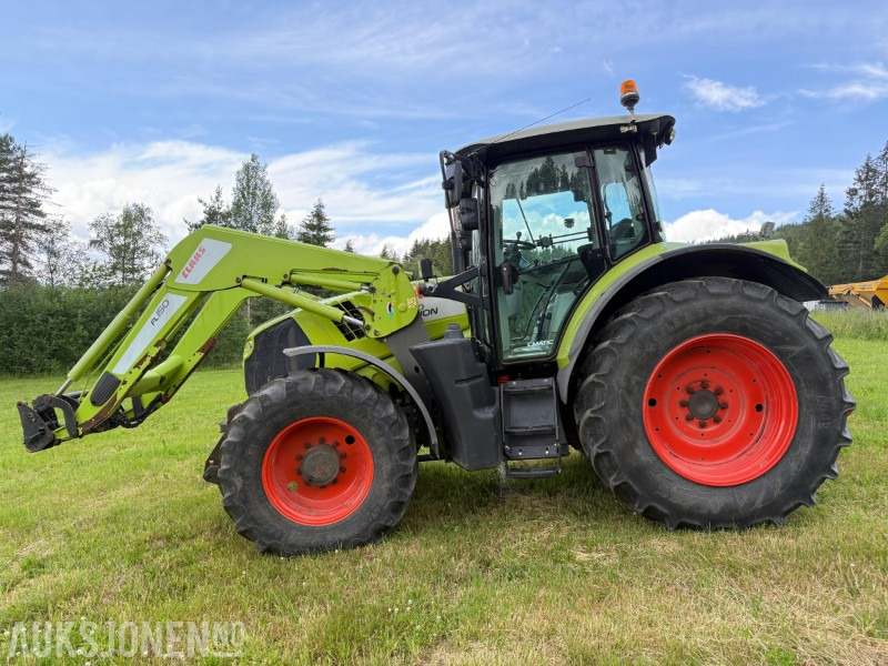 Tractor 2016 Claas Arion 650 med frontlaster, lysrigg, 2-seter, 50 Km/t, stor service