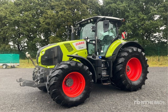 Tractor 2018 Claas Axion 810 CMatic 4WD Tractor