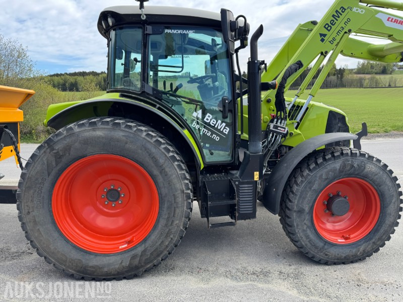 Tractor 2022 Claas Arion 450 med laster