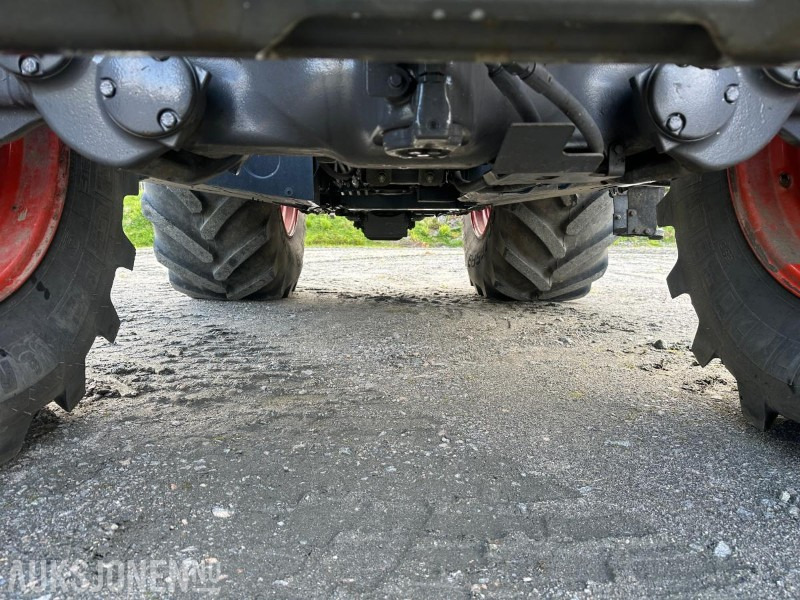 Tractor 2022 Claas Axion 870 - 301 hk - 50 km/t - Front PTO - TRI dekk og landbruksdekk - Brøyteplate - EU godkjent