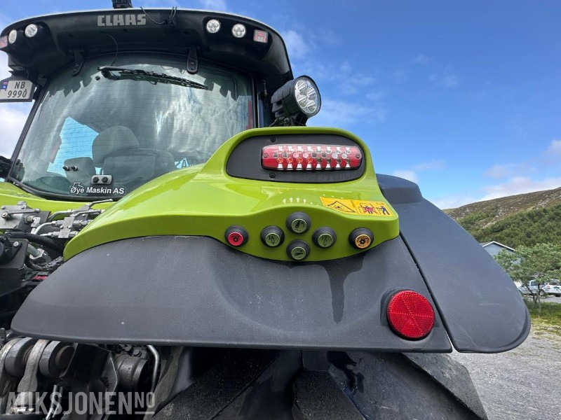Tractor 2022 Claas Axion 870 - 301 hk - 50 km/t - Front PTO - TRI dekk og landbruksdekk - Brøyteplate - EU godkjent
