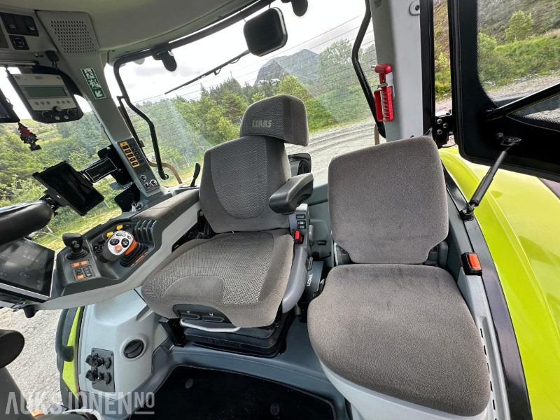 Tractor 2022 Claas Axion 870 - 301 hk - 50 km/t - Front PTO - TRI dekk og landbruksdekk - Brøyteplate - EU godkjent