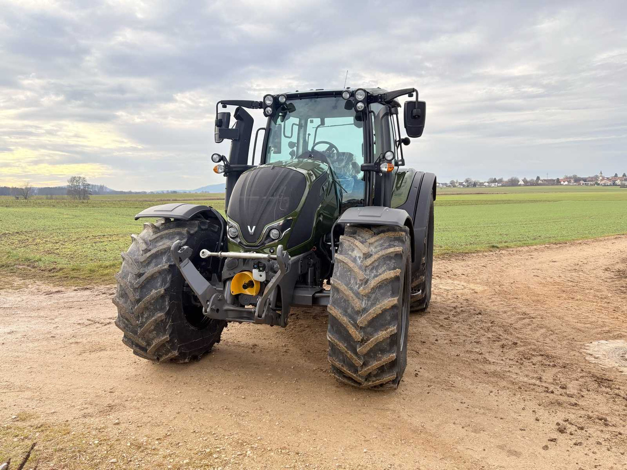 Tractor 2022 NEW VALTRA N155E ACTIVE TRACTOR