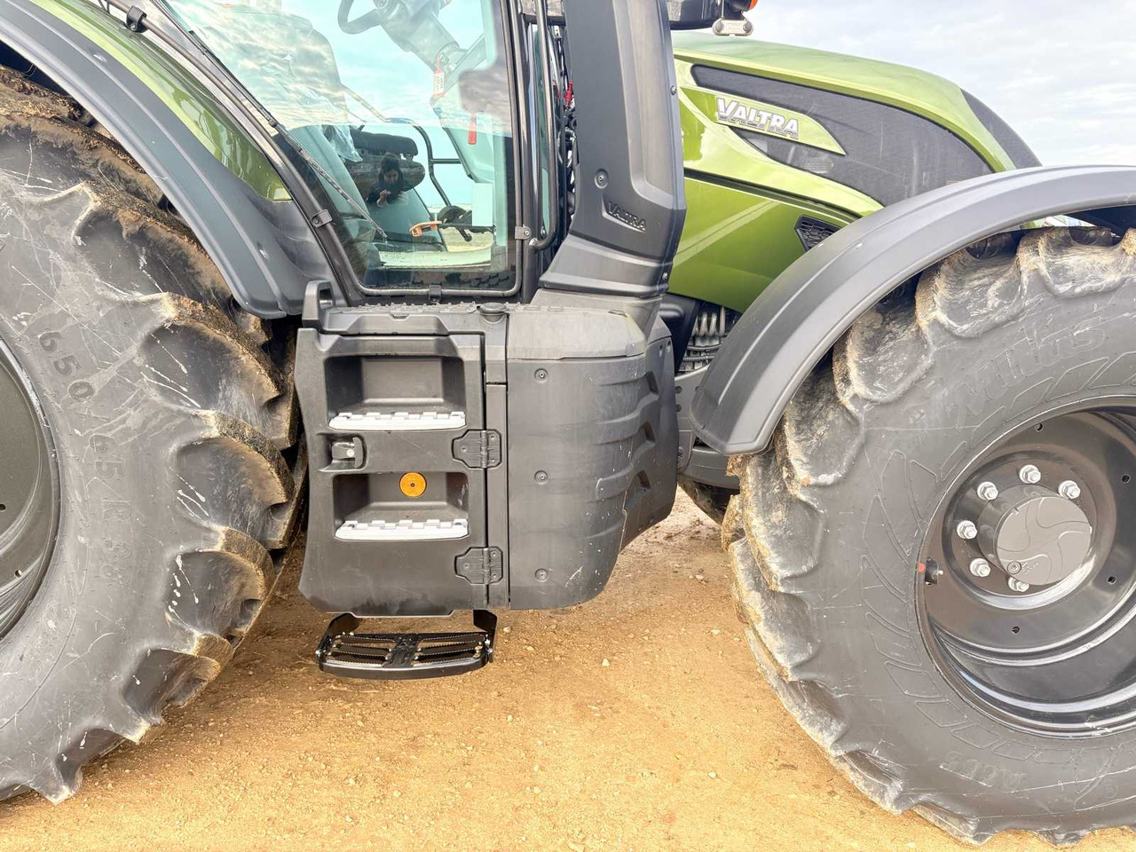 Tractor 2022 NEW VALTRA N155E ACTIVE TRACTOR