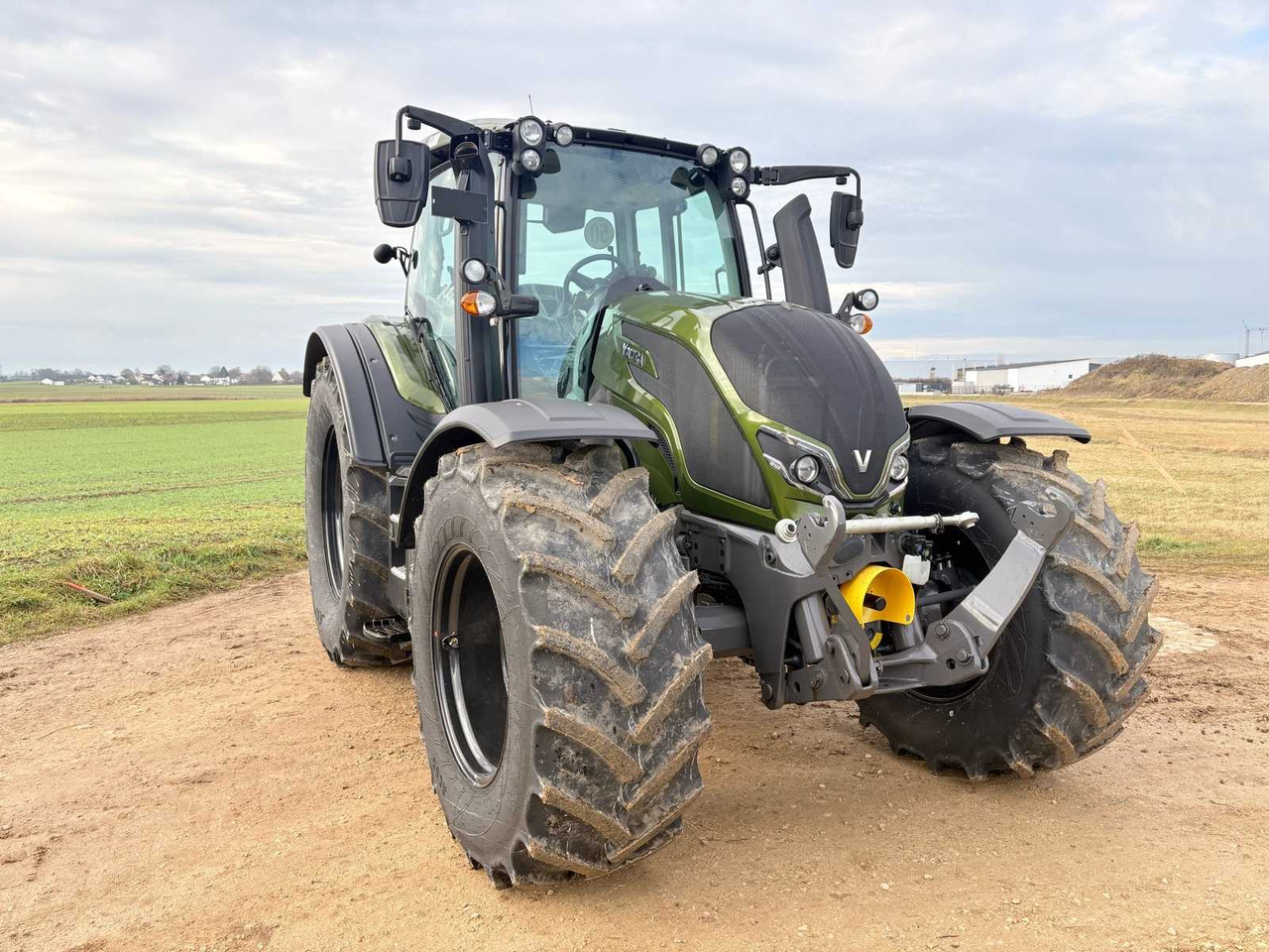 Tractor 2022 NEW VALTRA N155E ACTIVE TRACTOR