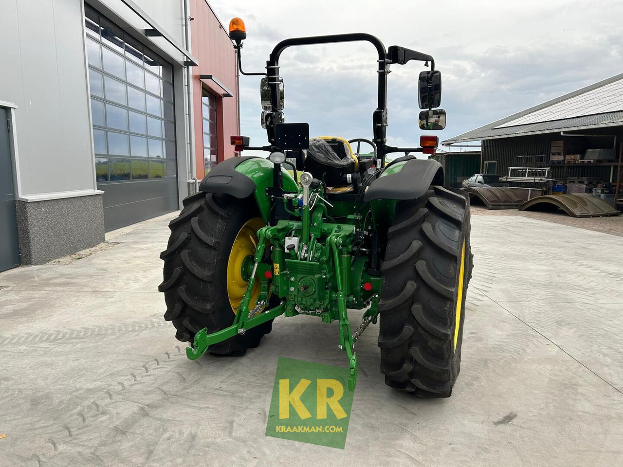 Tractor 5090M John Deere