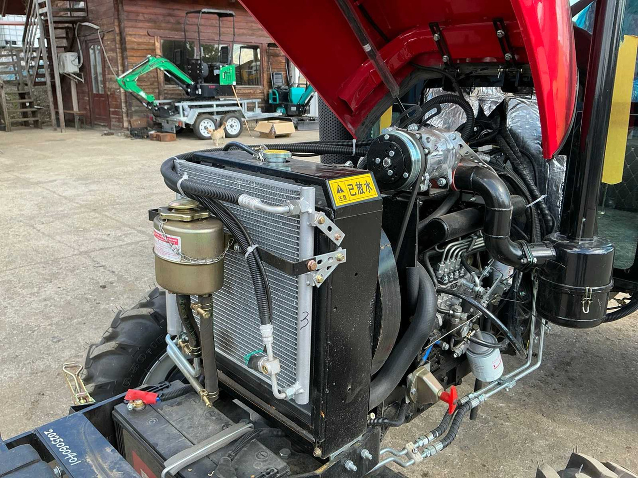 Tractor - 604 - 4-WHEEL DRIVE TRACTOR - 2025