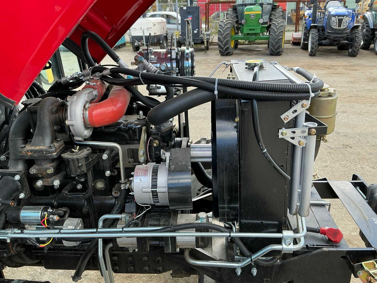 Tractor - 604 - 4-WHEEL DRIVE TRACTOR - 2025