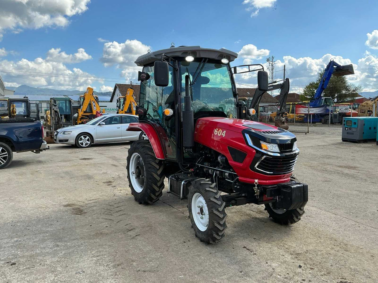 Tractor - 604 - 4-WHEEL DRIVE TRACTOR - 2025