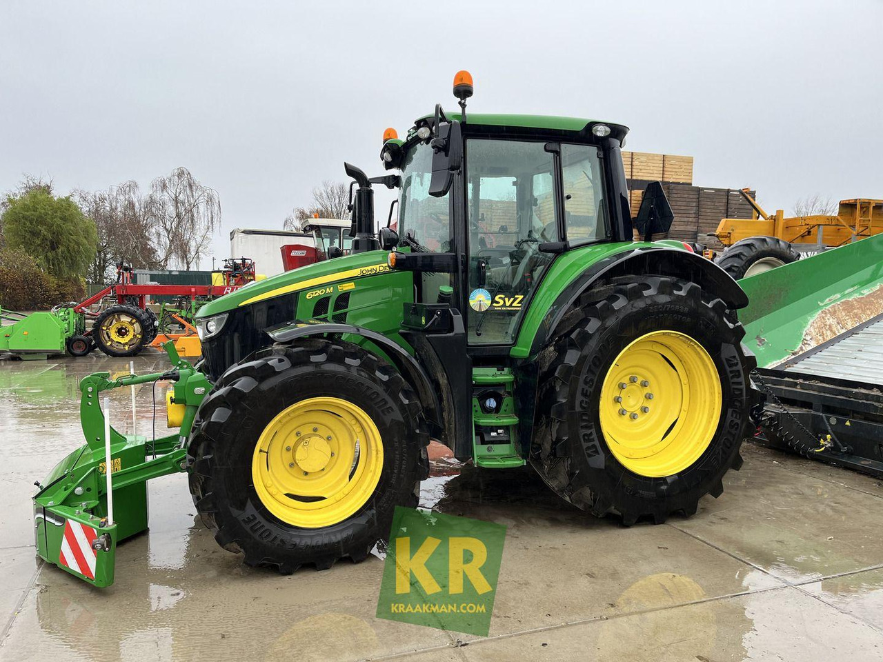 Tractor 6120M John Deere