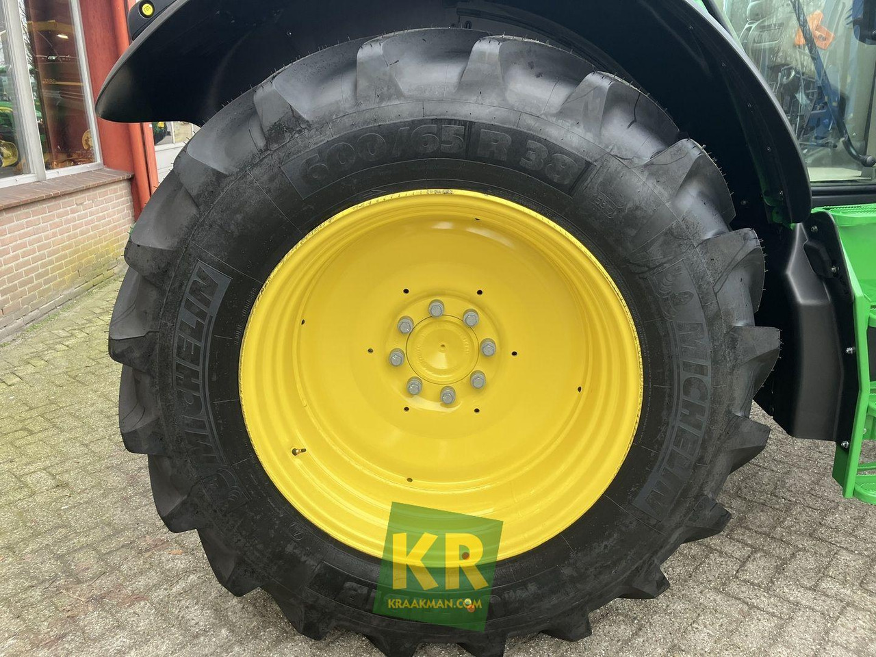 Tractor 6140M John Deere