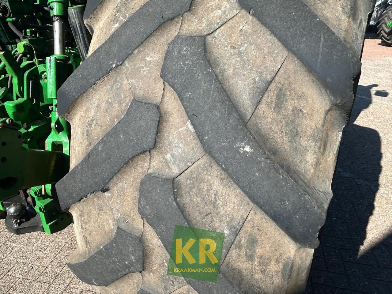 Tractor 6150R John Deere